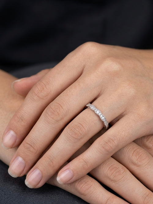 Anillo Churumbela Ondulada en Plata 965 de Alta Pureza con Circones – Elegancia Vibrante